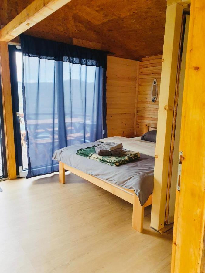 Lake House Perucac Rastiste Luaran gambar