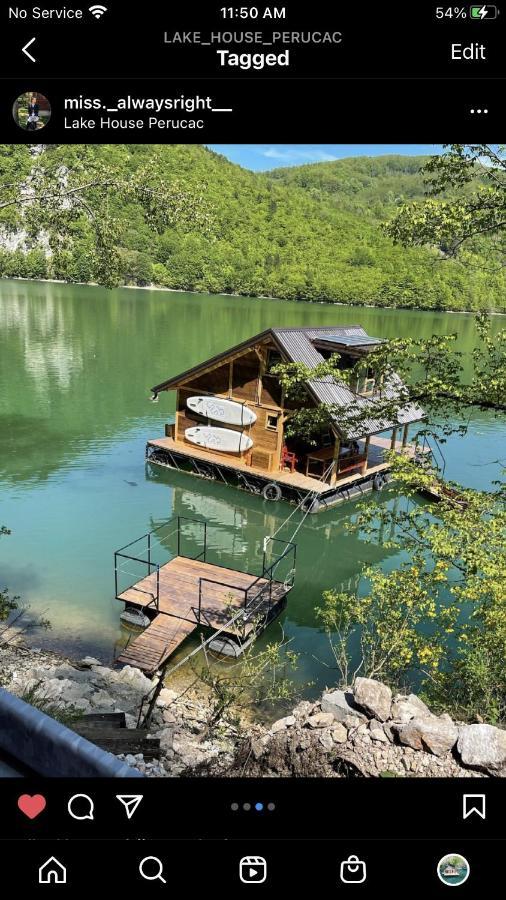 Lake House Perucac Rastiste Luaran gambar